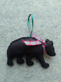 Maine Black Bear Felt Holiday Ornament DIY Kit 