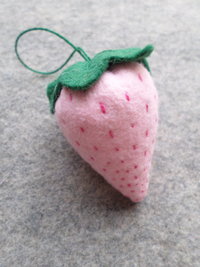 Strawberry Emery Pincushion