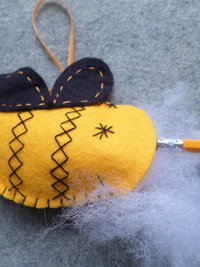 Bumble Bee Felt Holiday Ornament DIY Kit 