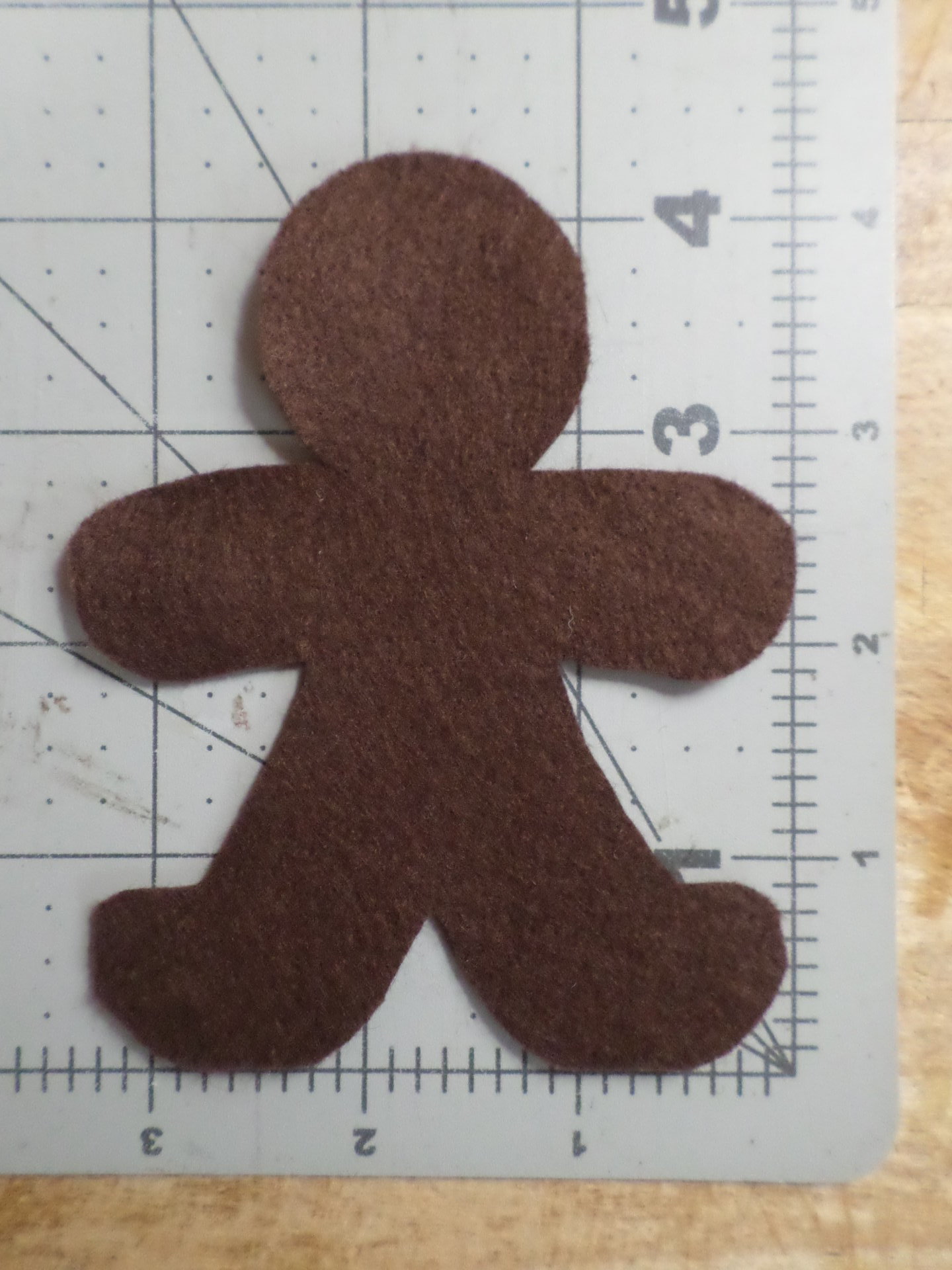 Gingerbread Felt Holiday Ornament DIY Kit 