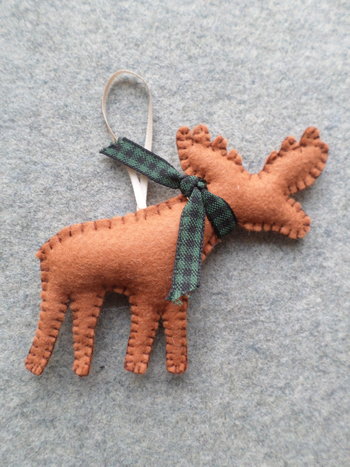 Moose Felt Holiday Ornament DIY Kit 