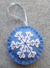 Snowflake Felt Holiday Ornament DIY Kit 