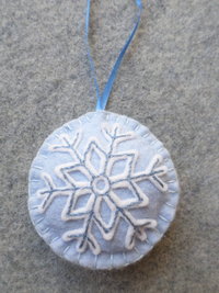 Snowflake Felt Holiday Ornament DIY Kit 