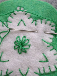 Set of 4 Pink & Green Holiday Ornaments - Felt ornaments DIY Kit 