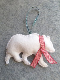 Polar Bear Felt Holiday Ornament DIY Kit 