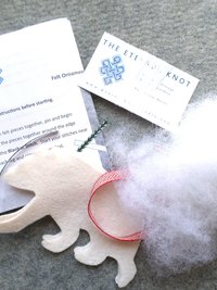 Polar Bear Collegiate Edition Felt Ornament DIY Kit 
