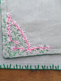 Hand Embroidered Daisy Napkins