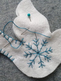 White Dove Felt Holiday Ornament DIY Kit 