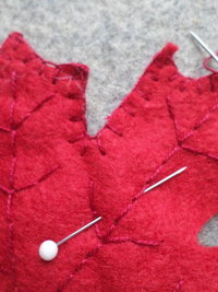 Maple Leaf Felt Holiday Ornament DIY Kit 