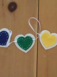 Valentine Hearts Felt Garland DIY Sewing Kit 