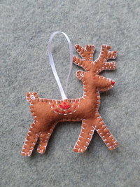 Reindeer Felt Holiday Ornament DIY Kit 