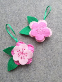 Pink Cherry Blossom Flower Felt Holiday Ornament DIY Kit 