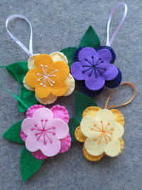 Pink Cherry Blossom Flower Felt Holiday Ornament DIY Kit 