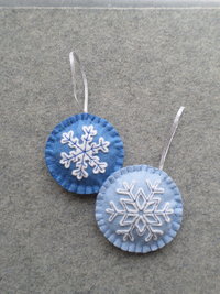 Snowflake Felt Holiday Ornament DIY Kit 