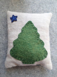 Maine Balsam Fir Sachet, Hand Embroidered Original Maine Flag
