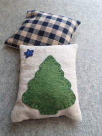 Maine Balsam Fir Sachet, Hand Embroidered Original Maine Flag