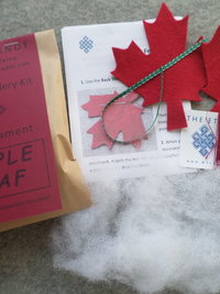 Maple Leaf Felt Holiday Ornament DIY Kit 