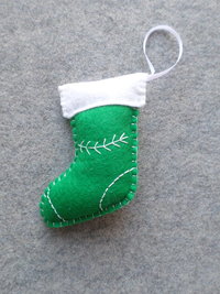 Set of 4 Stocking Felt Ornaments DIY Kit 