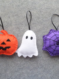 Halloween Felt Holiday Ornament DIY Kit