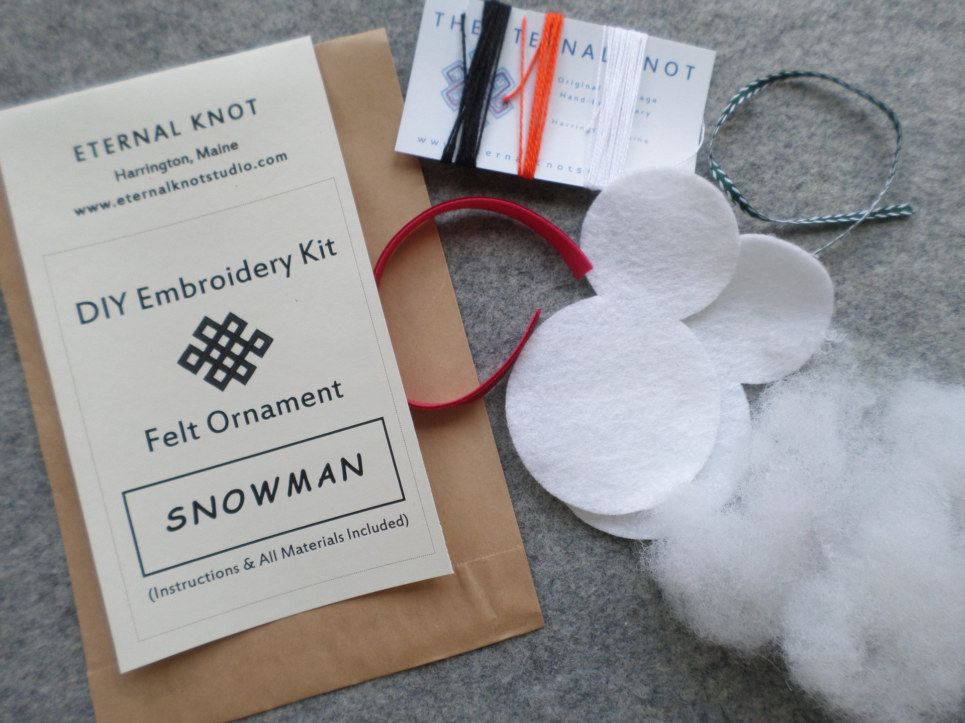 Snowman Felt Holiday Ornament DIY Kit 