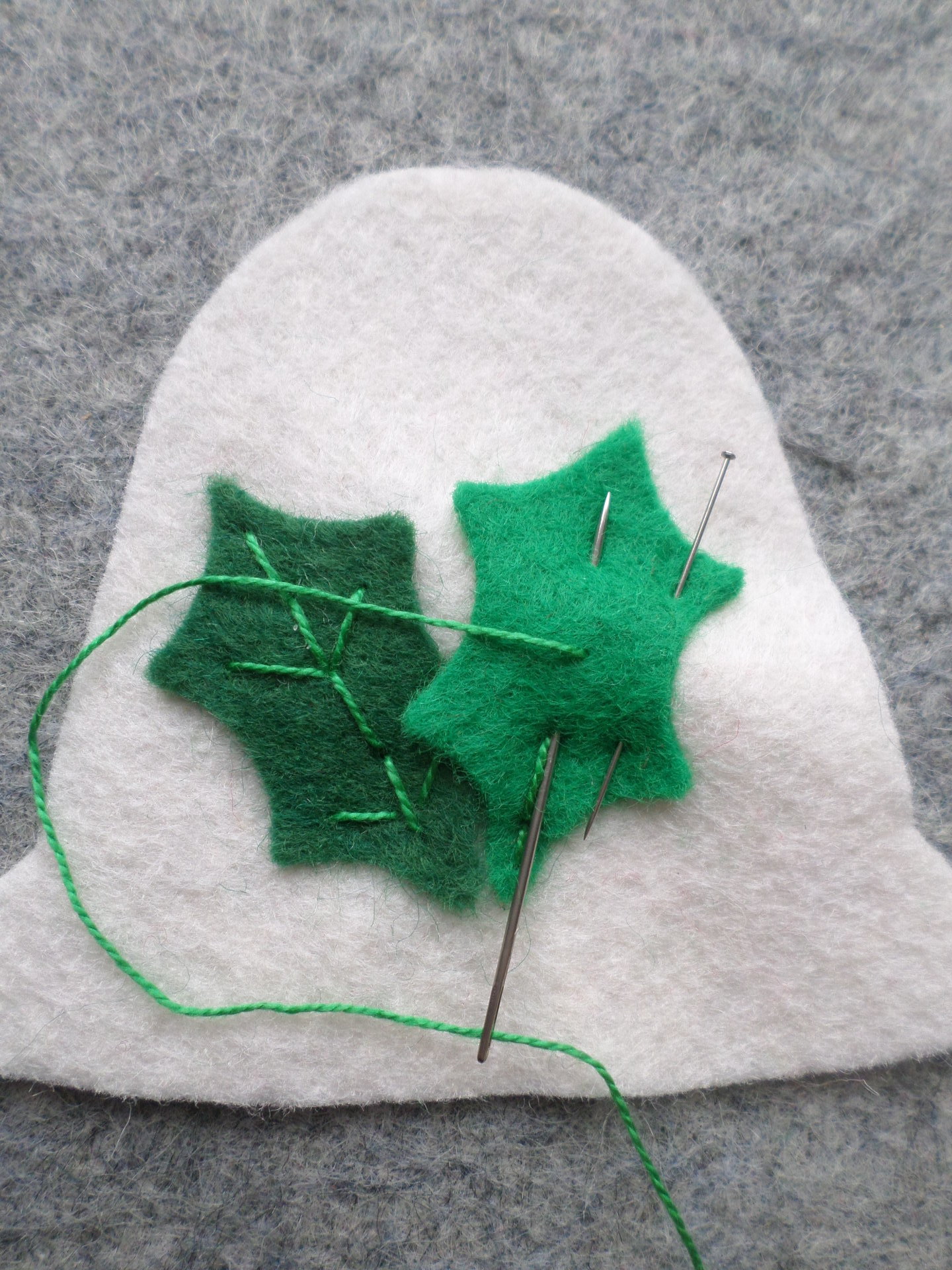 Bell Felt Holiday Ornament DIY Kit 