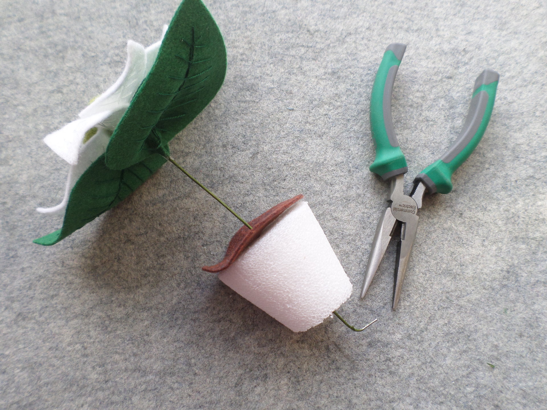 DIY Poinsettia Felt Potted Plant Kit