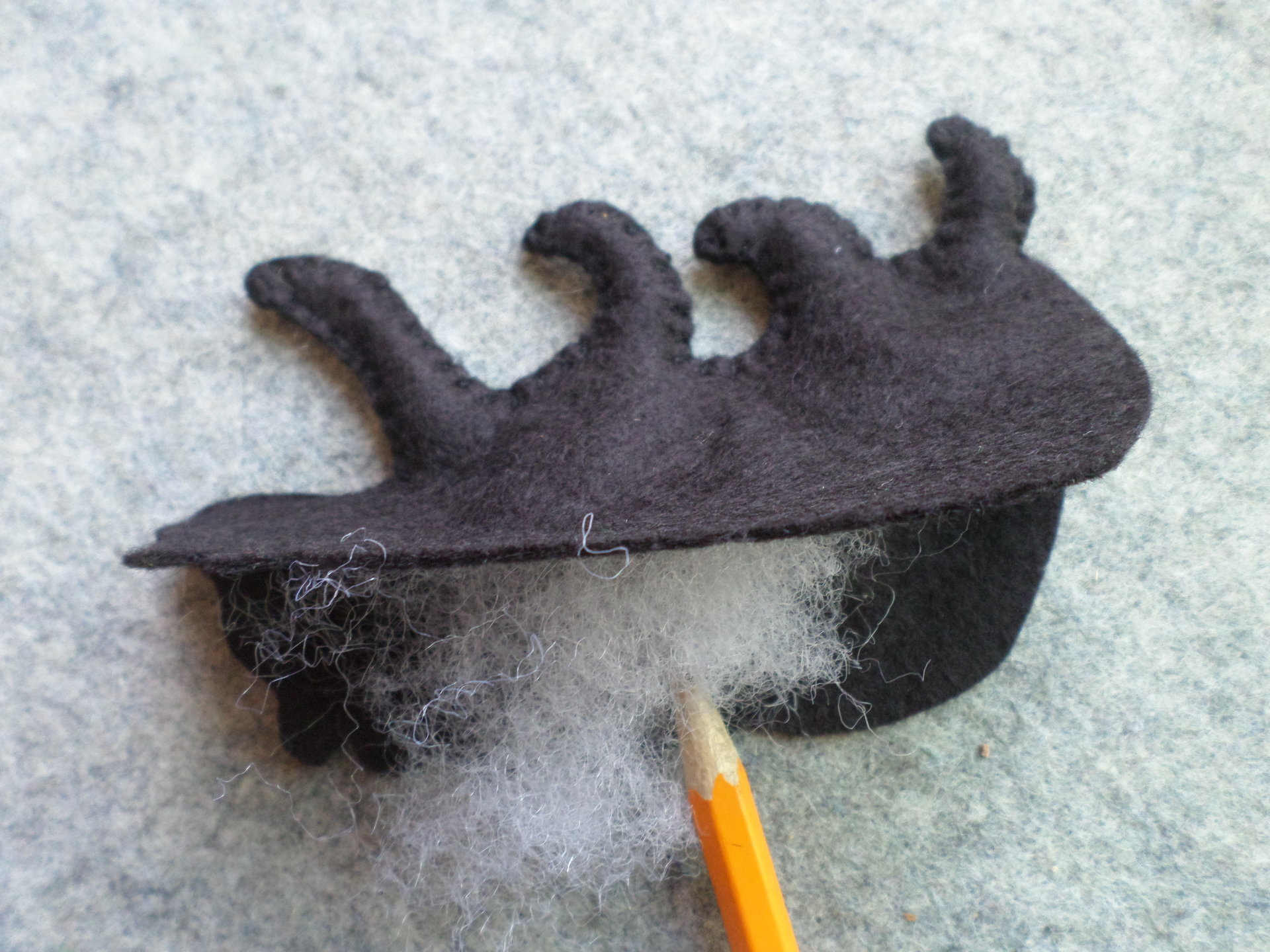 Maine Black Bear Collegiate Edition Felt Ornament DIY Kit 