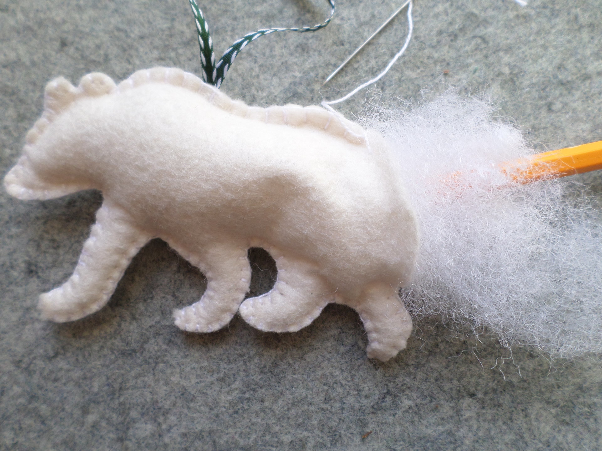 Polar Bear Collegiate Edition Felt Ornament DIY Kit 