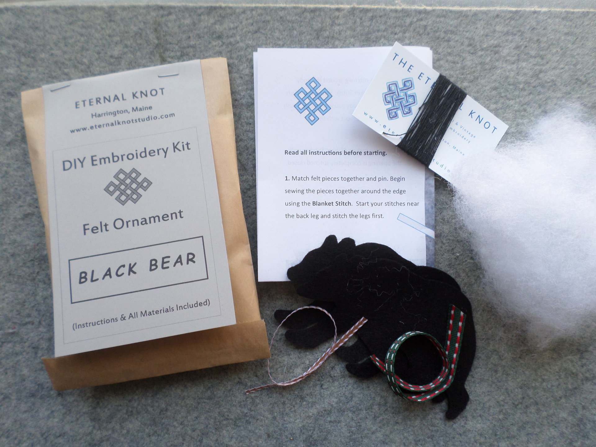 Maine Black Bear Felt Holiday Ornament DIY Kit 