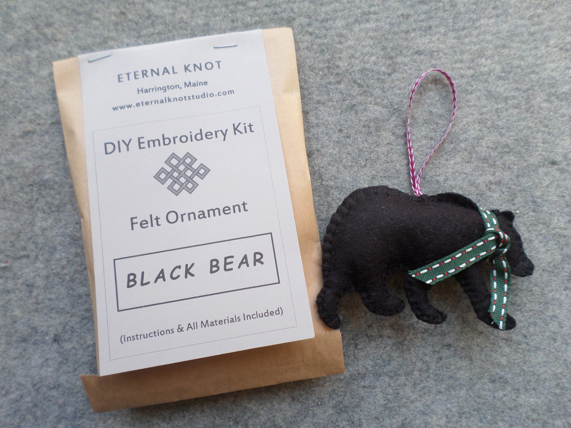 Maine Black Bear Felt Holiday Ornament DIY Kit 