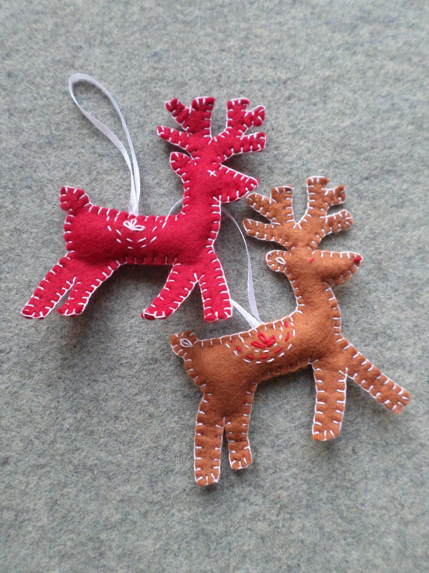 Reindeer Felt Holiday Ornament DIY Kit 