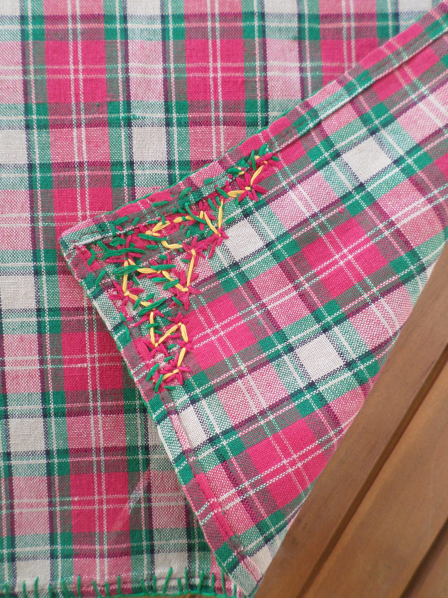 Red & Green Plaid Holiday Linen Napkins, Hand Embroidered Flowers