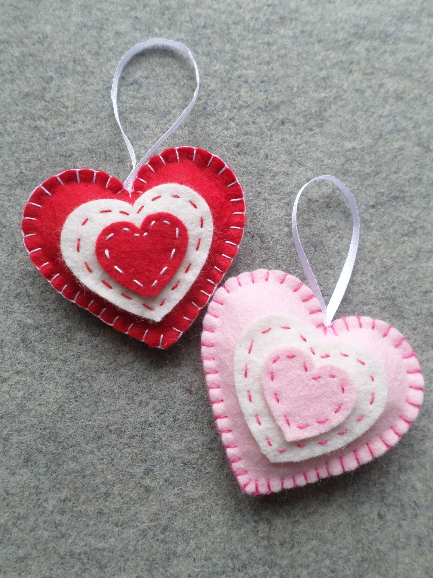 Set of 4 Valentine Hearts Felt Ornaments DIY Sewing Activity Kit 