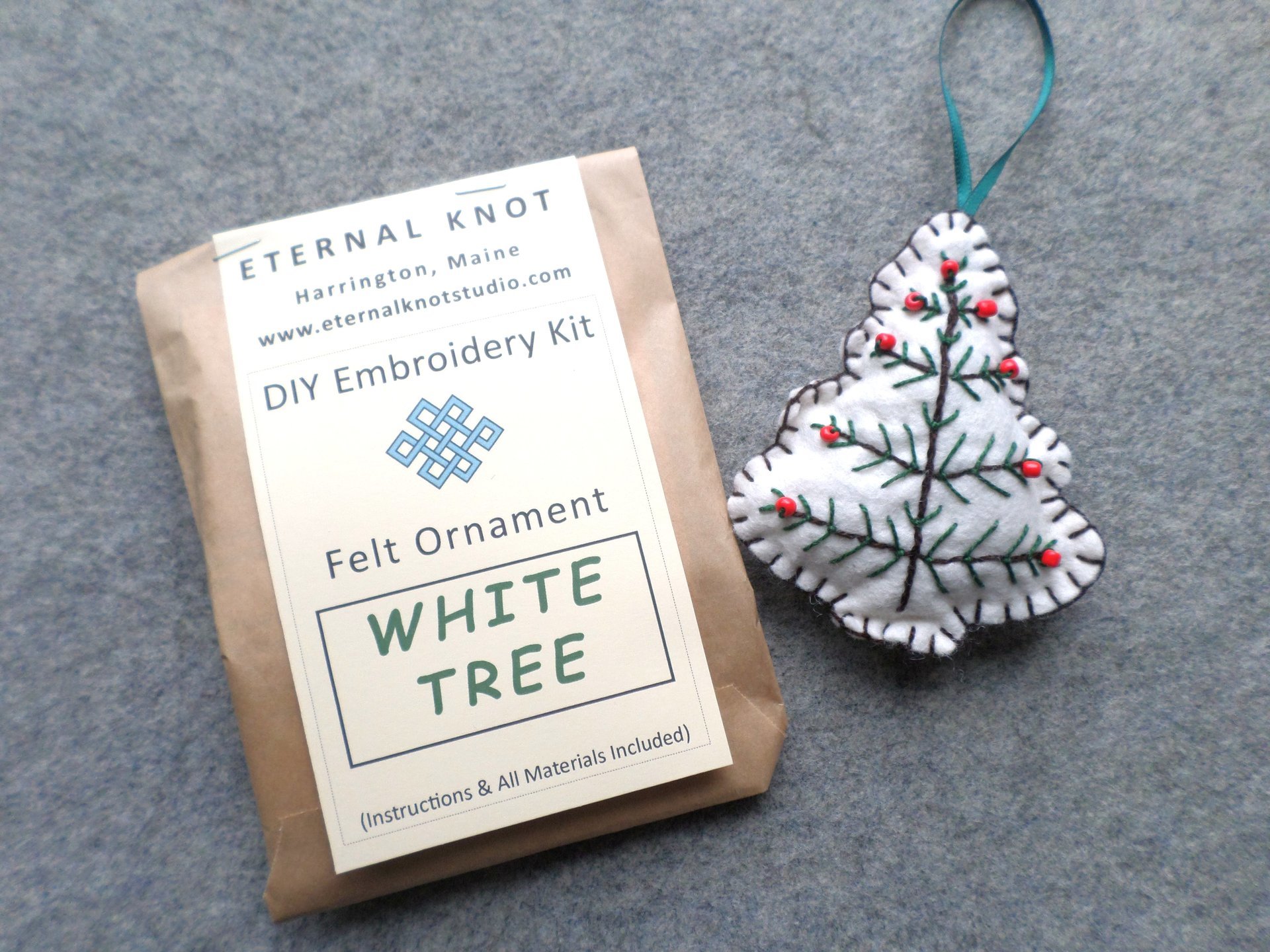 White Tree Felt Holiday Ornament DIY Kit 
