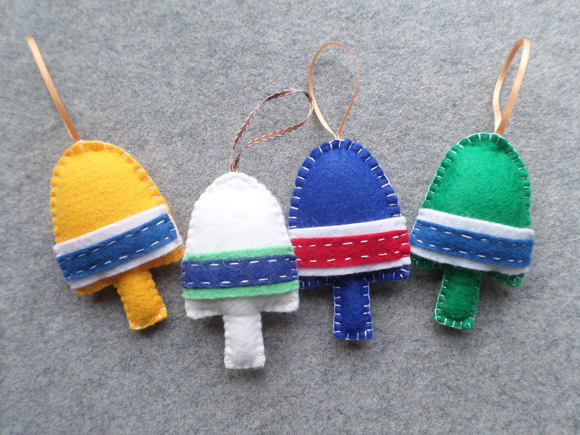 Lobster Buoy Felt Holiday Ornament DIY Kit 