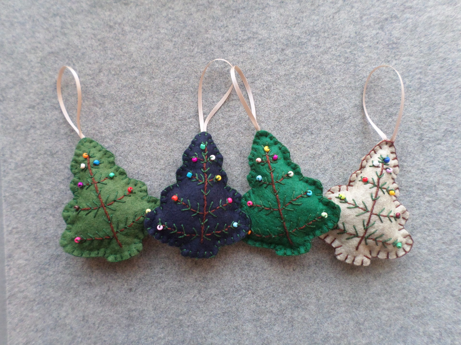 Set of 4 Tree Felt Ornaments DIY Kit 