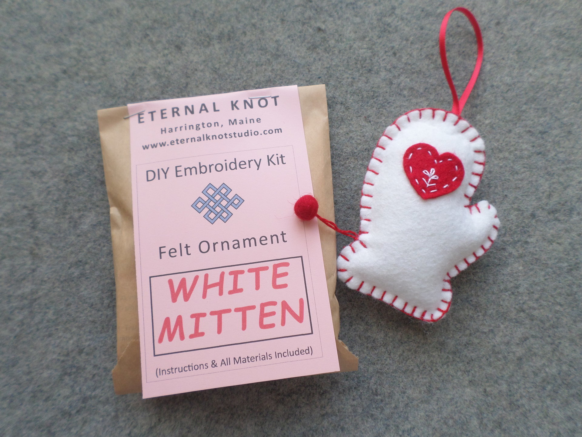  Mitten Felt Holiday Ornament DIY Kit 