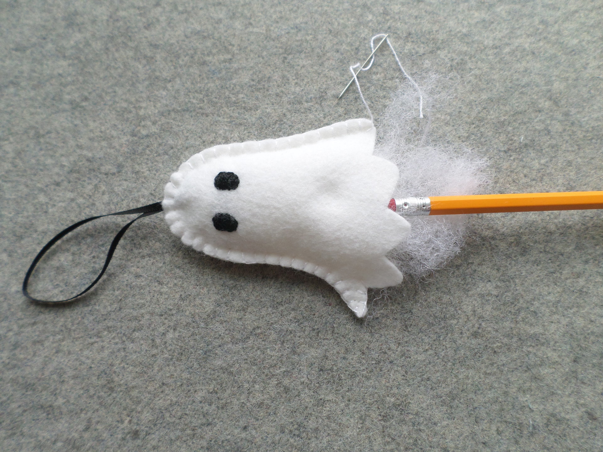 Spooky Ghost Halloween Felt Holiday Ornament DIY Kit 