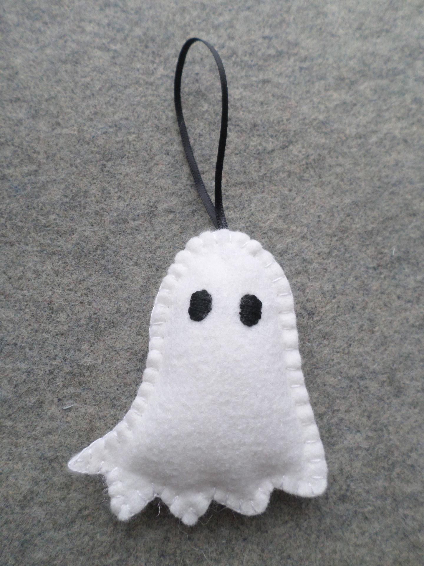 Halloween Felt Holiday Ornament DIY Kit