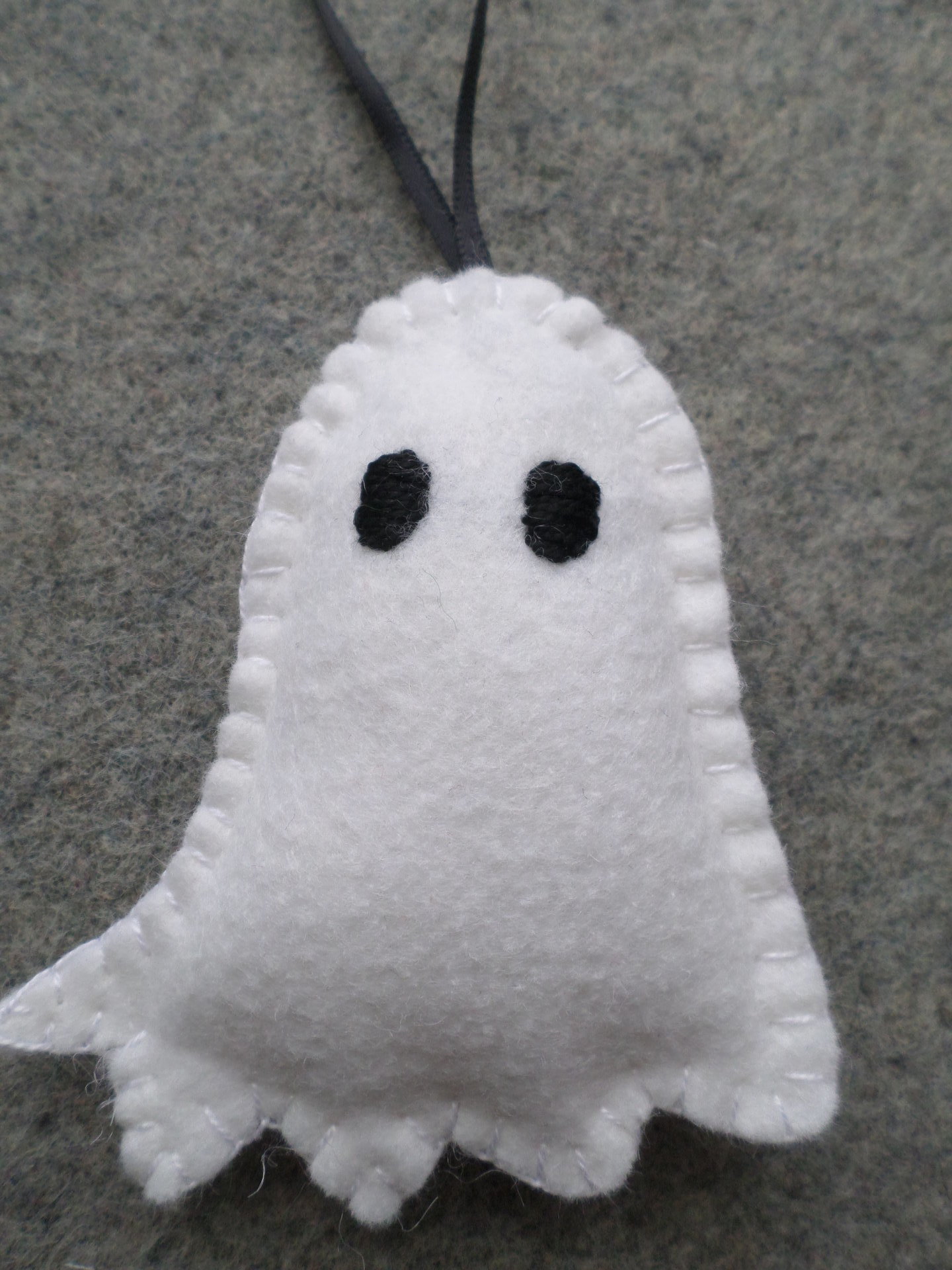 Spooky Ghost Halloween Felt Holiday Ornament DIY Kit 