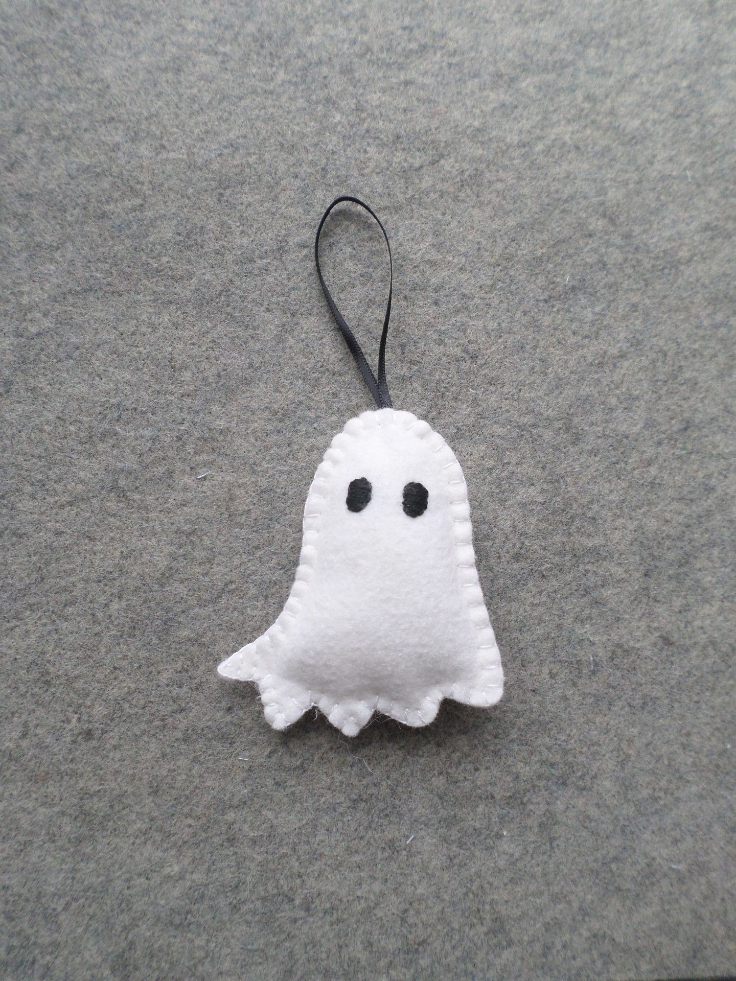 Spooky Ghost Halloween Felt Holiday Ornament DIY Kit 