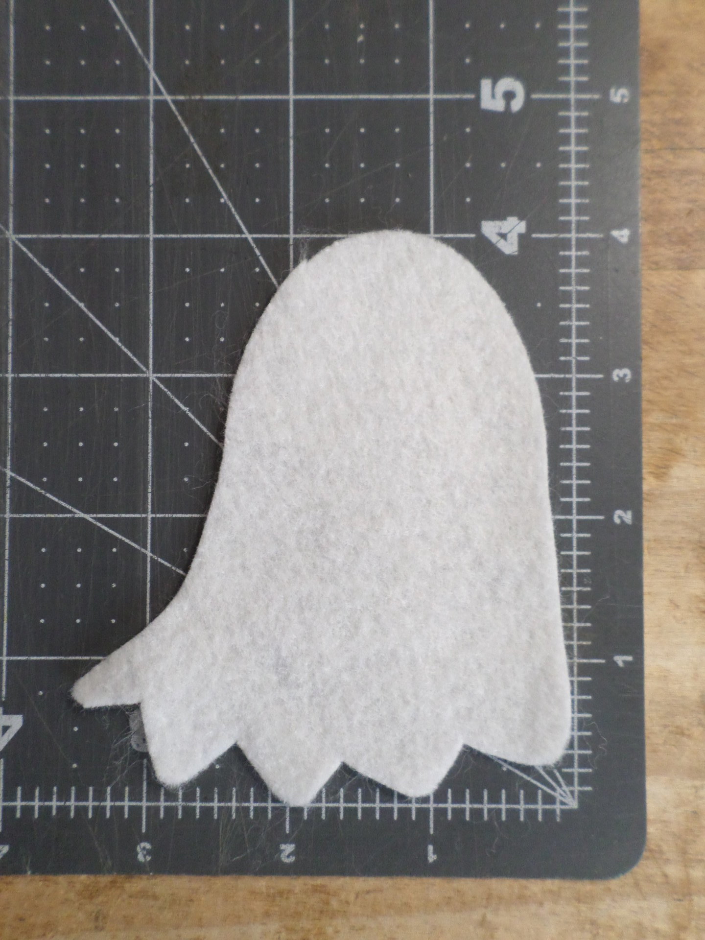 Spooky Ghost Halloween Felt Holiday Ornament DIY Kit 