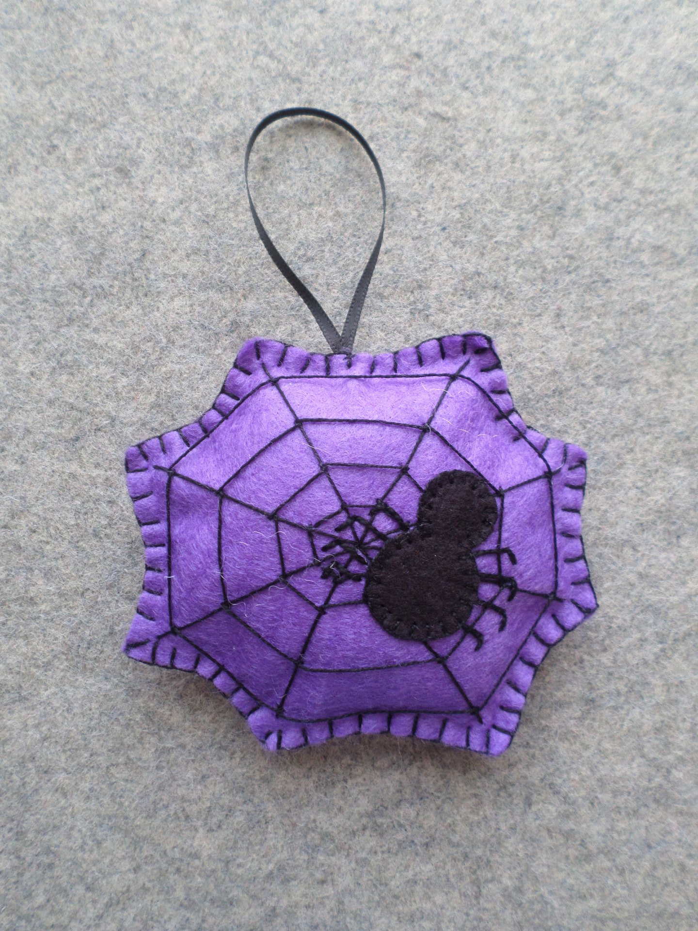 Halloween Felt Holiday Ornament DIY Kit
