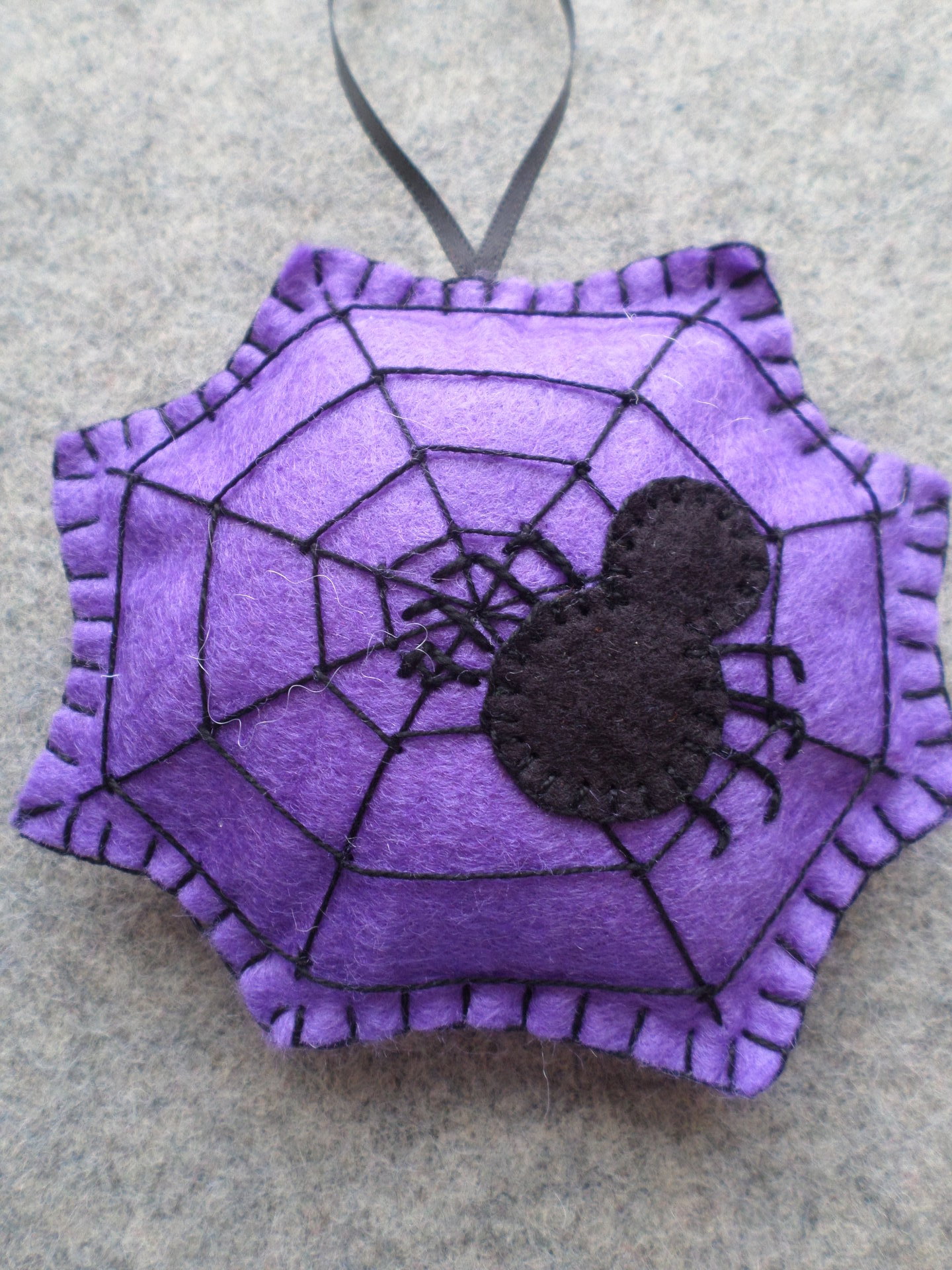 Spider Web Halloween Felt Holiday Ornament DIY Kit 
