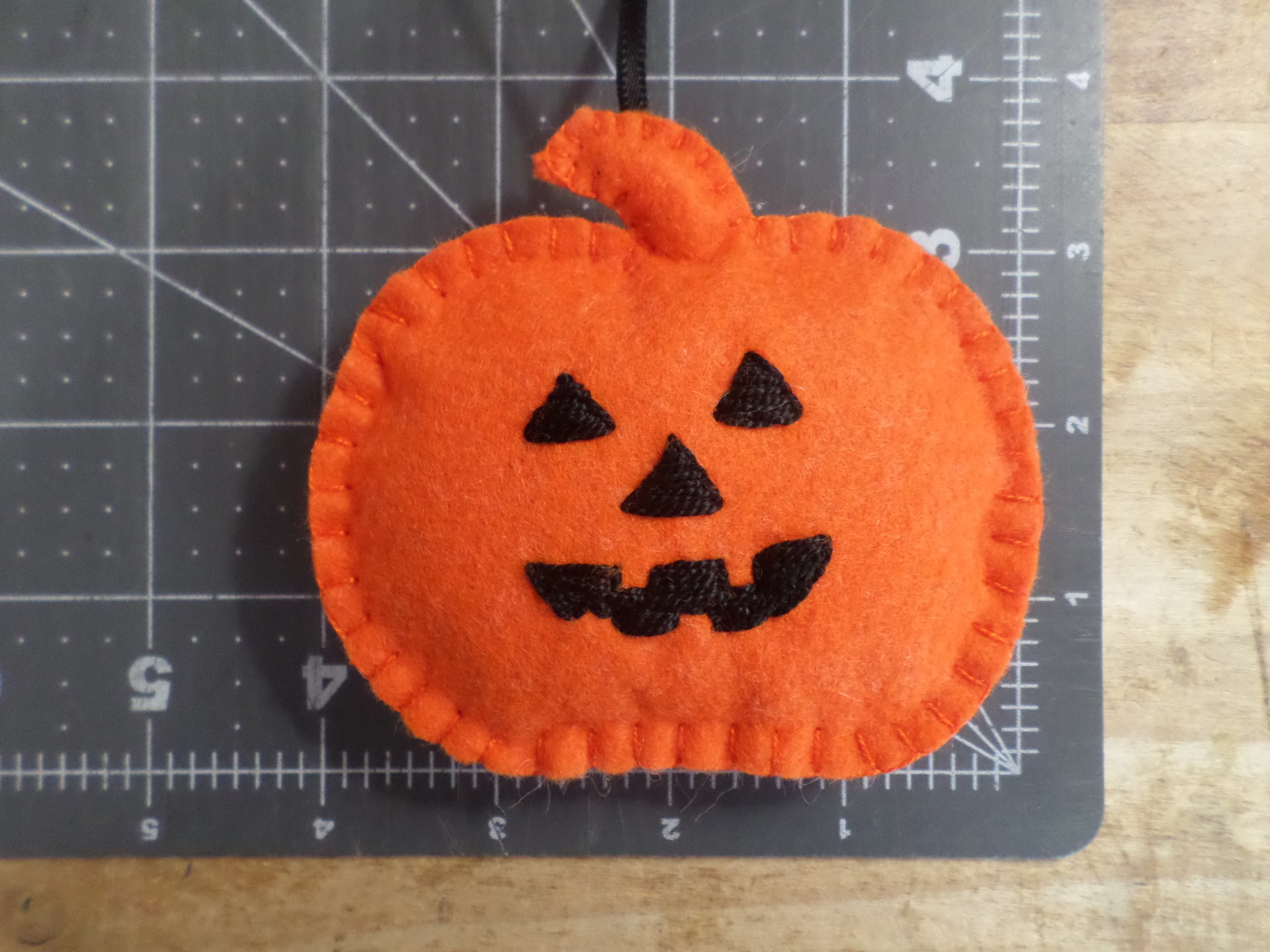 Halloween Felt Holiday Ornament DIY Kit