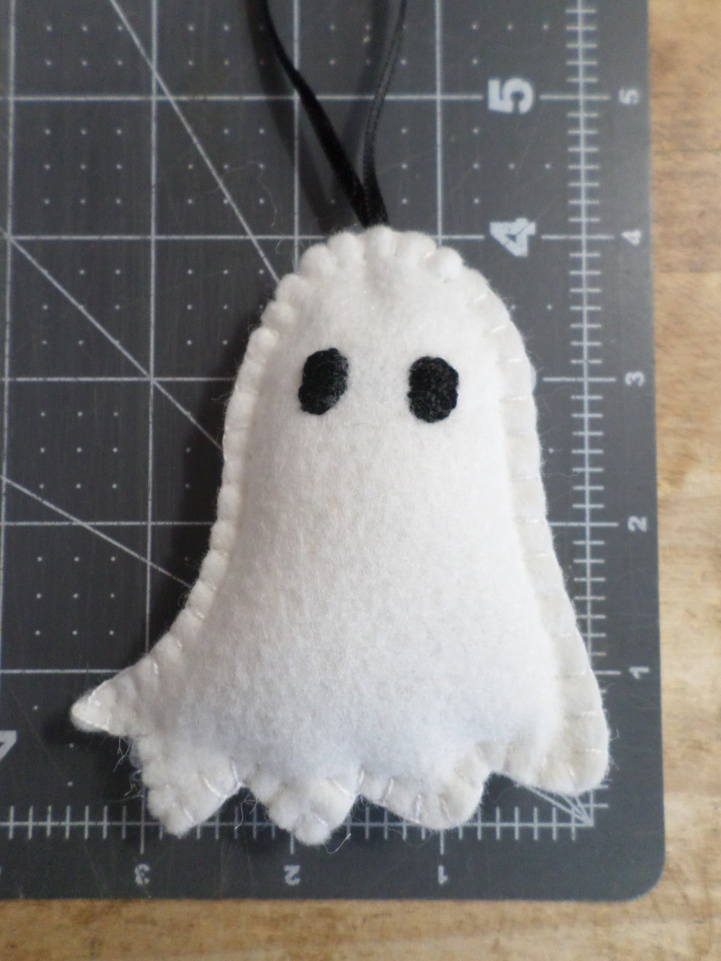 Halloween Felt Holiday Ornament DIY Kit
