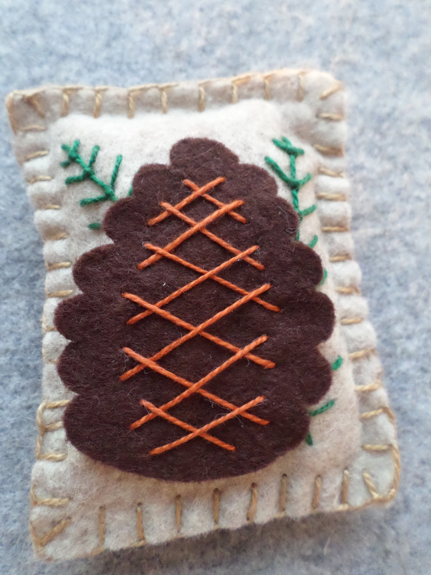 PINECONE Balsam Sachet DIY Kit