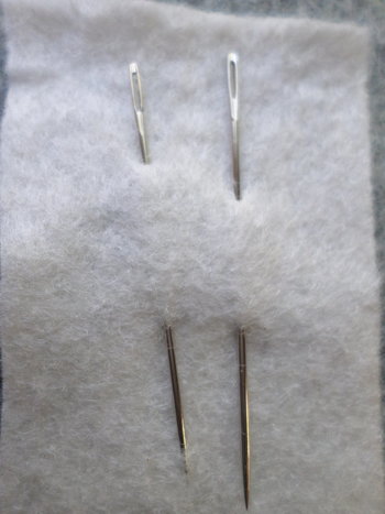 2 Embroidery Needles