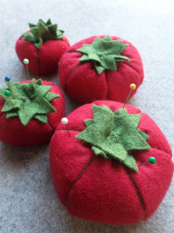 Classic Red Felt Tomato Pincushion