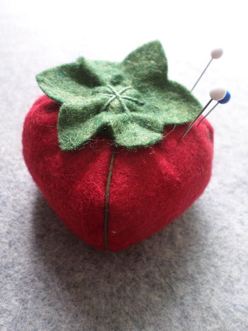 Classic Red Felt Tomato Pincushion